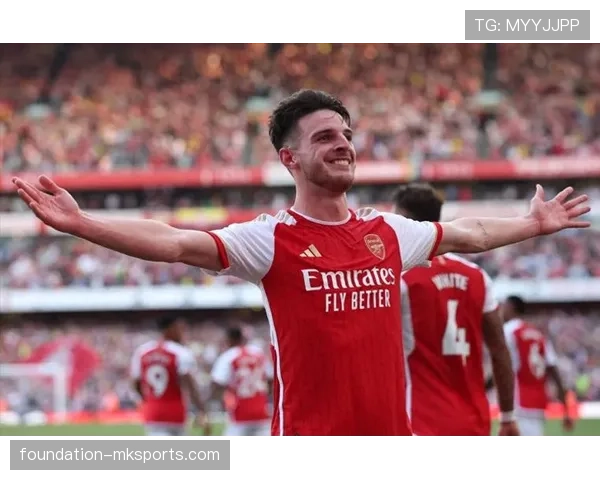 赖斯与哈弗茨默契配合助球队状态回升，关键阶段展现强大战斗力