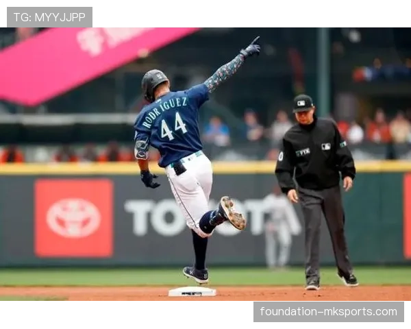 比利时青年队强势崛起，新星闪耀未来可期